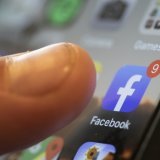 Il y a de plus en plus de preuves selon lesquelles les téléphones portables ont un effet nocif pendant les cours, estime le gouvernement des Pays-Bas. (image symbolique)